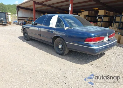 1996 Ford Crown Victoria S from USA, damaged, VIN 2FALP72W0TX182880